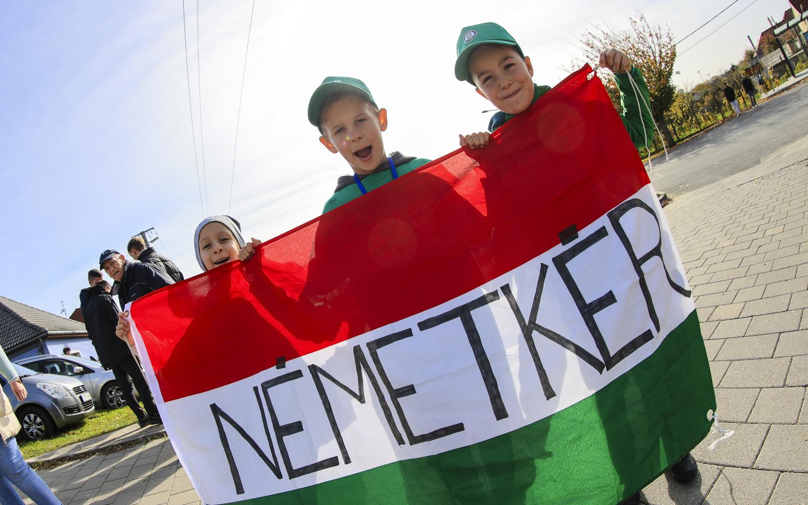 PaksiFC DVTKAI6I96581850311