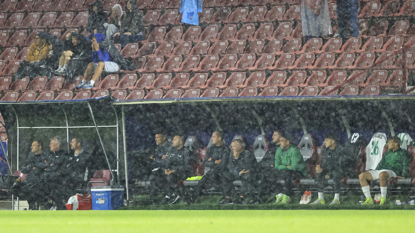 CFR PaksiFC UEFAAI6I020726721807 CFR PaksiFC UEFAAI6I020726721807